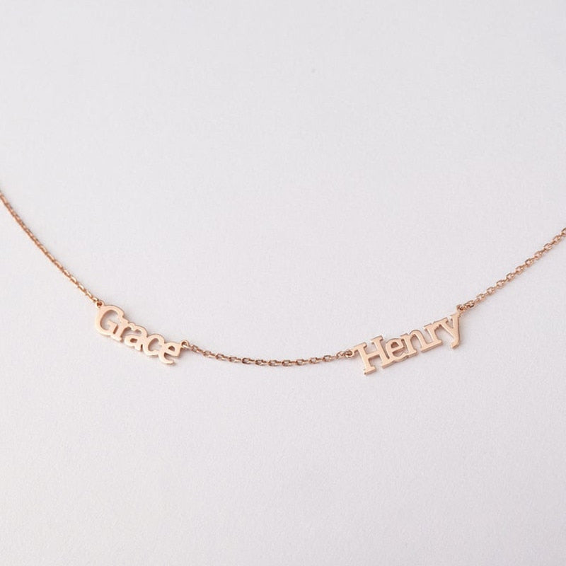 Kids names on necklace for mothers
