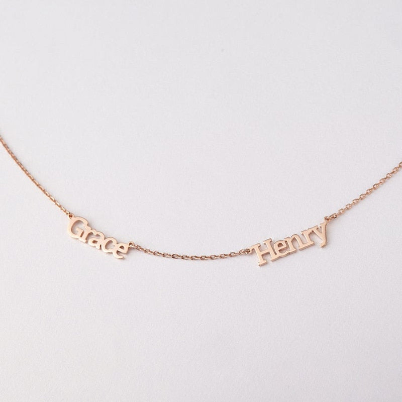 Kids names on necklace for mothers